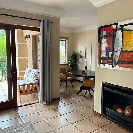 37 On Eagles Otel Hartbeespoort Dış mekan fotoğraf