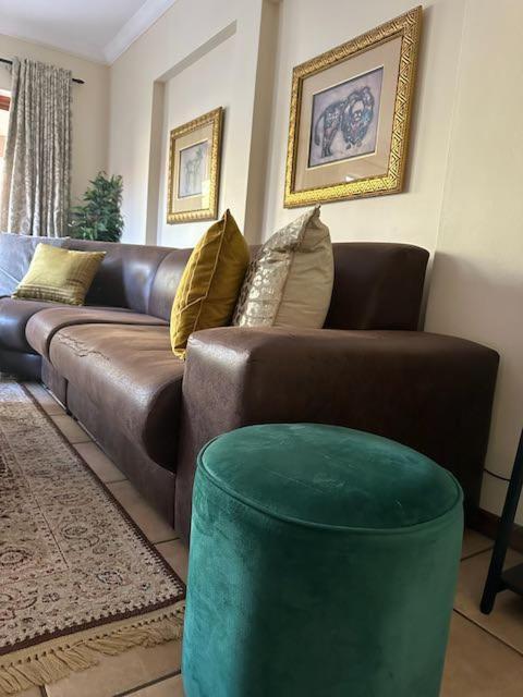 37 On Eagles Otel Hartbeespoort Dış mekan fotoğraf