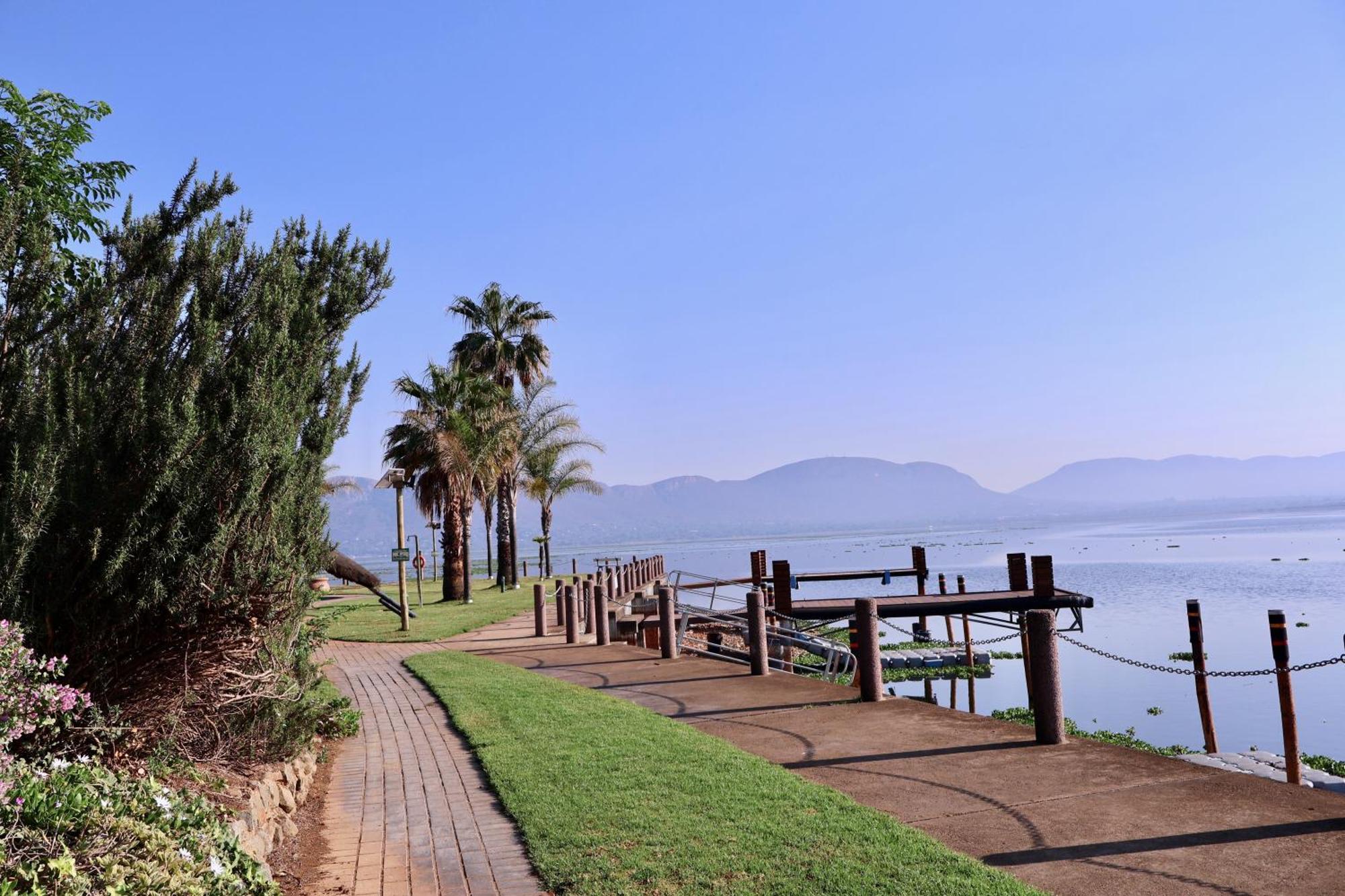 37 On Eagles Otel Hartbeespoort Dış mekan fotoğraf