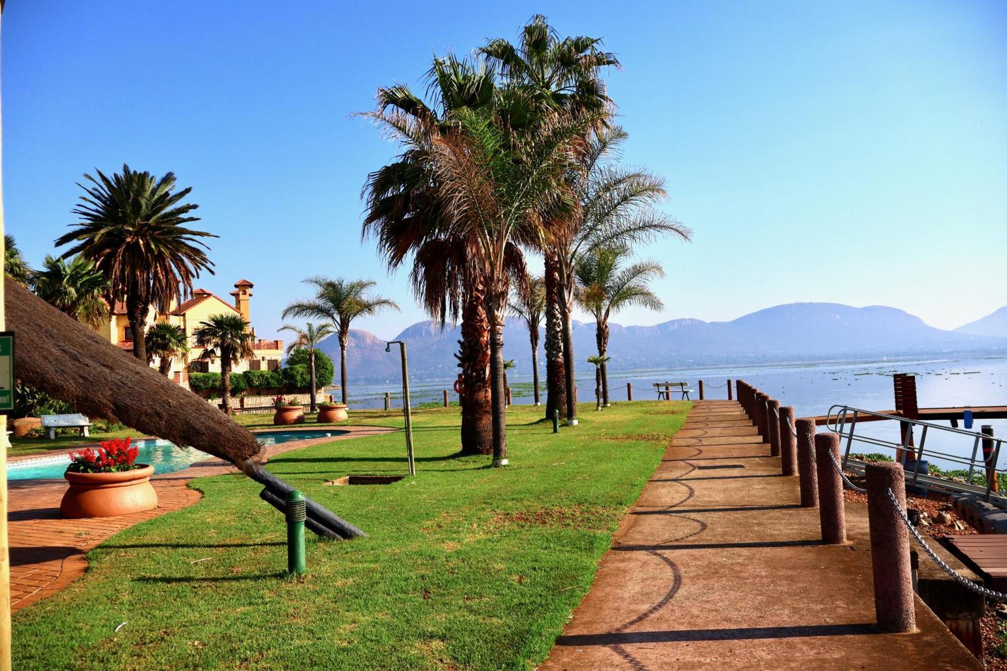 37 On Eagles Otel Hartbeespoort Dış mekan fotoğraf