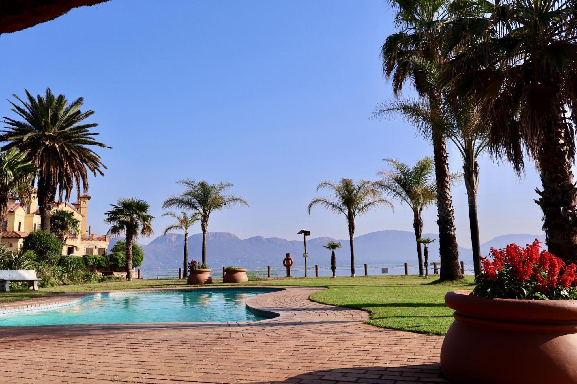 37 On Eagles Otel Hartbeespoort Dış mekan fotoğraf